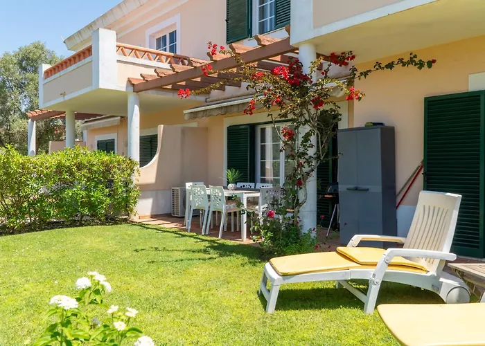 Apartmán Avec Jardin Prive Dans Hoteliere De Gamme