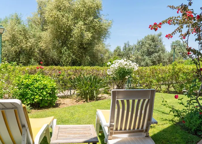 Avec Jardin Prive Dans Hoteliere De Gamme Vilamoura