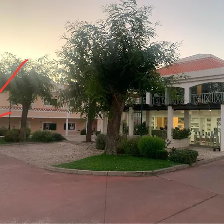 Avec Jardin Prive Dans Hoteliere De Gamme Апартаменты