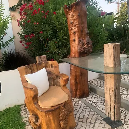 Avec Jardin Prive Dans Hoteliere De Gamme Апартаменты