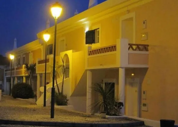 Avec Jardin Prive Dans Hoteliere De Gamme Appartement