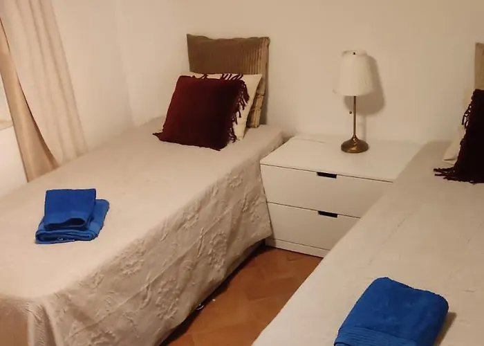 Avec Jardin Prive Dans Hoteliere De Gamme Appartement Vilamoura