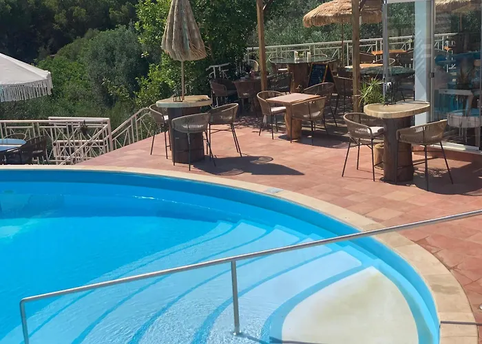 Avec Jardin Prive Dans Hoteliere De Gamme Vilamoura
