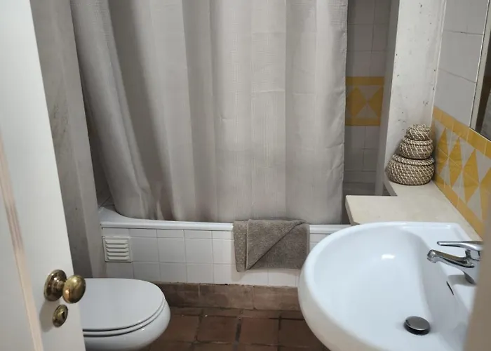 Avec Jardin Prive Dans Hoteliere De Gamme Vilamoura